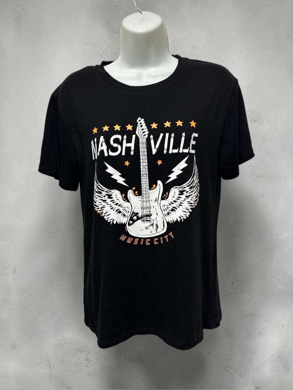 Nashville Guitar & Wings Graphic Tee – Black Women’s Small